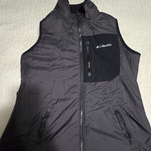 Columbia Men's Black Sherpa Vest Medium